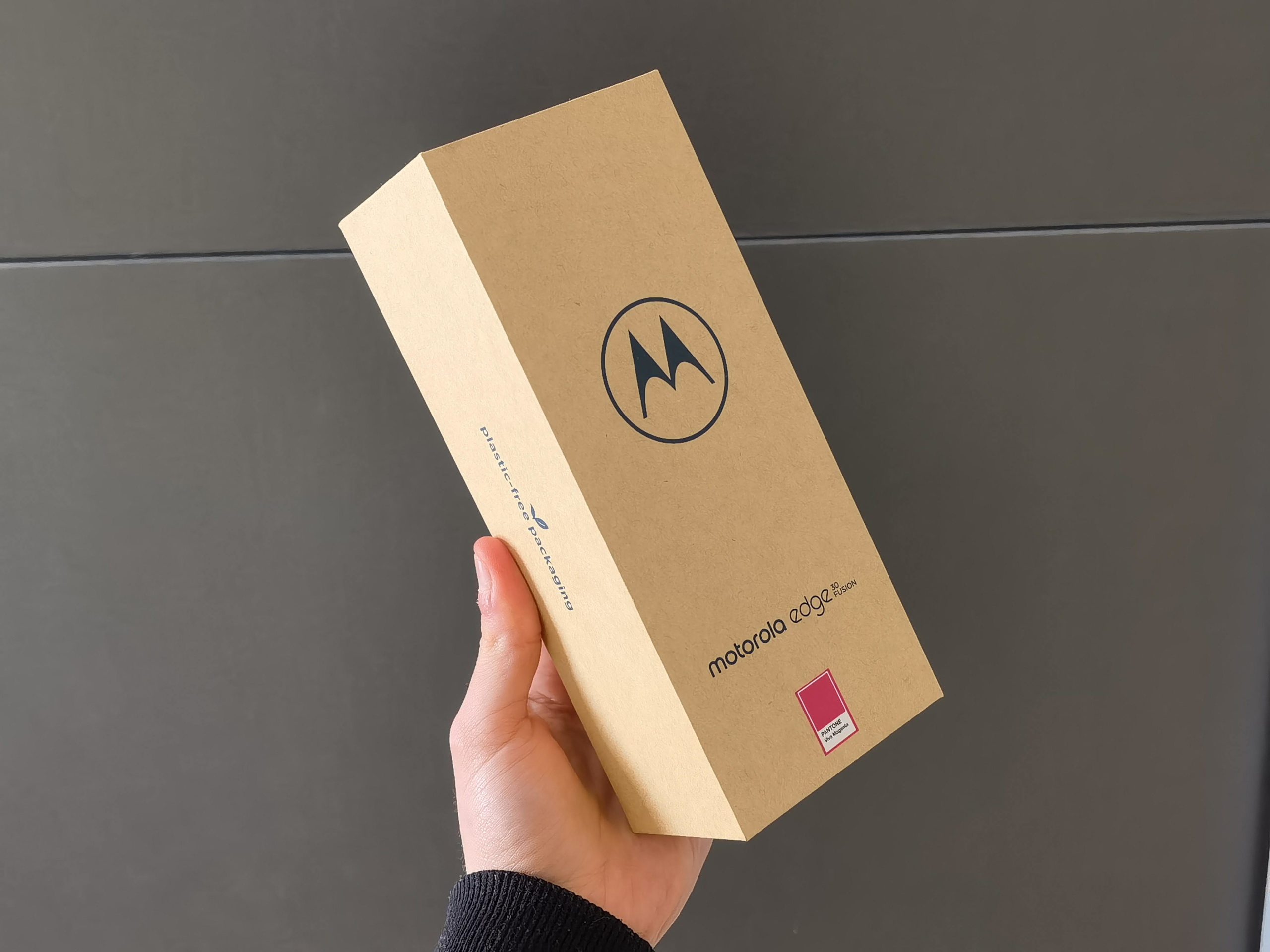 Motorola Edge 30 Fusion in Viva Magenta hands-on review -  news