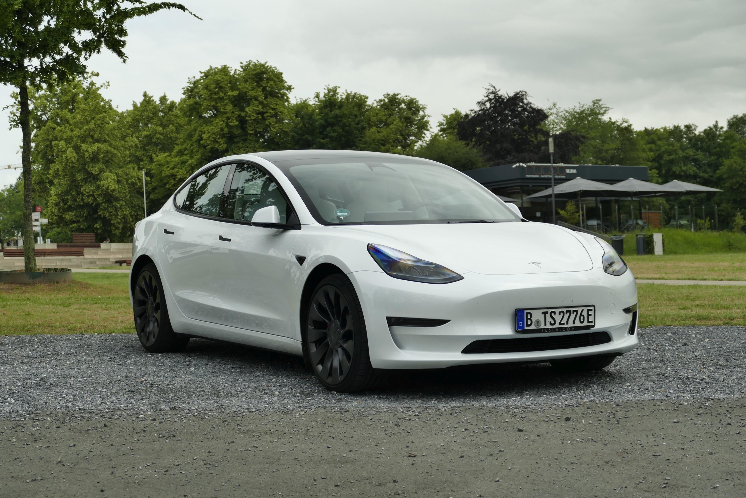 Tesla Model 3 Performance im Test: Wirklich konkurrenzlos gut?