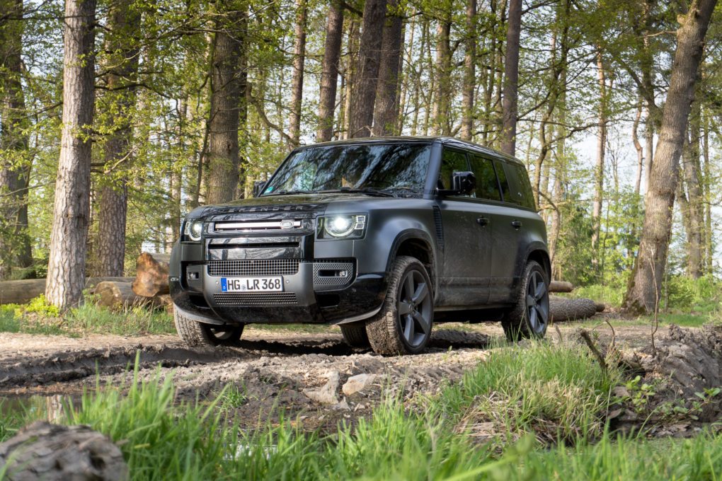 Land Rover Defender 110 V8 Off-Road vorne