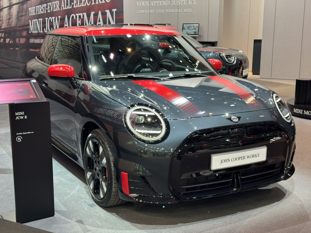 MINI John Cooper Works Electric