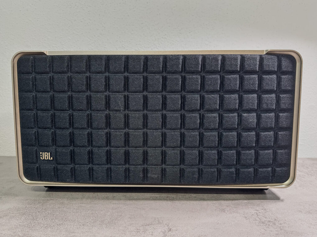 JBL Authentics 500 Front